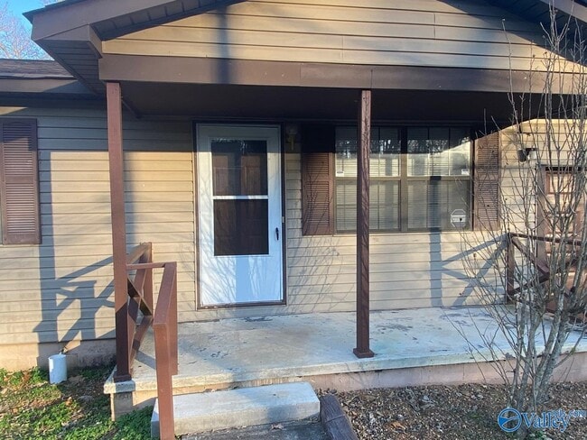 Building Photo - 5020 Kyle Ln NW