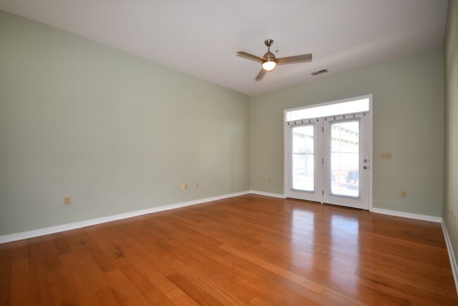 Foto del edificio - 817 Flynn St