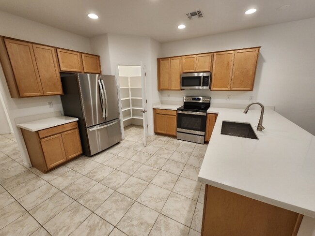 Foto del edificio - 8948 W Colter St