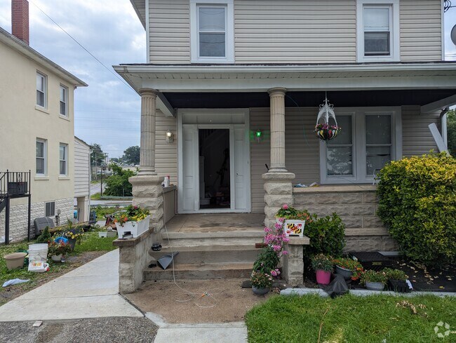 Building Photo - 4407 Leeds Ave