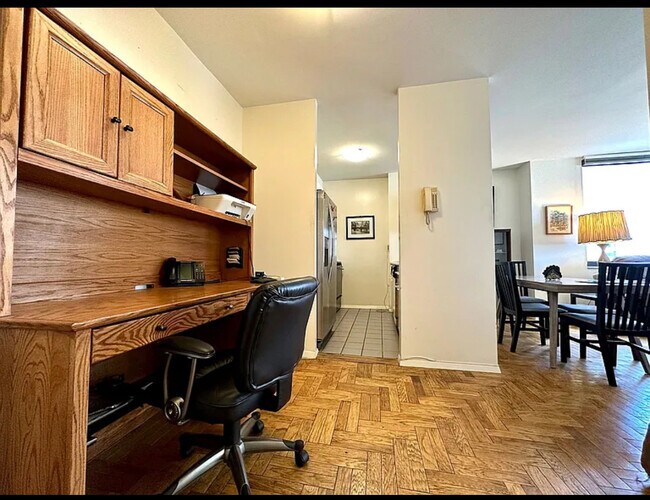 Foto del edificio - 62 W 62nd St