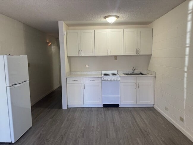 Photo - Likini West Studio Unit. Salt Lake Neighbo... House