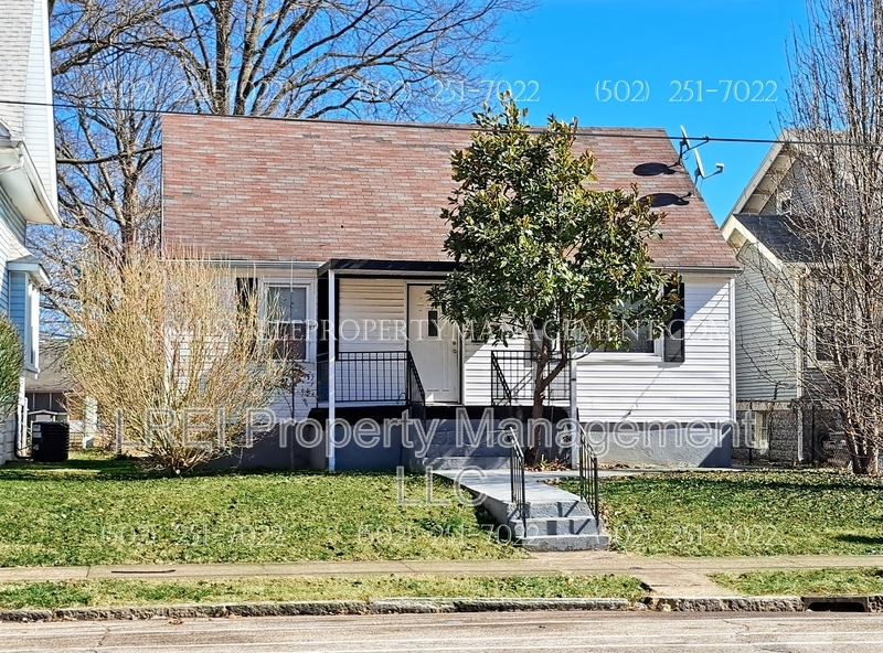 Foto principal - 803 Cecil Ave