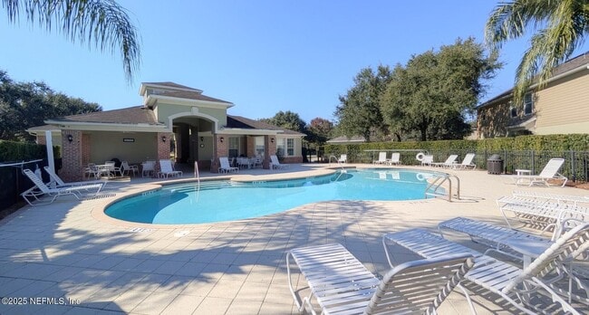 Building Photo - 7511 Scarlet Ibis Ln