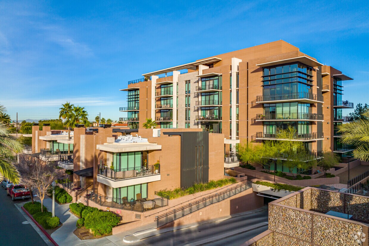 Foto principal - Portland Place Condominiums