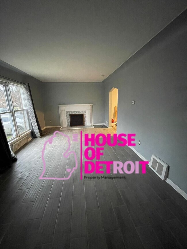 Foto del edificio - 3 BEDROOM | 1 BATH | FREE PRE SCREEN