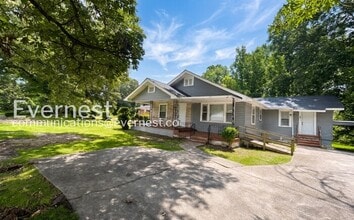 Building Photo - 795 Heflin Ave E