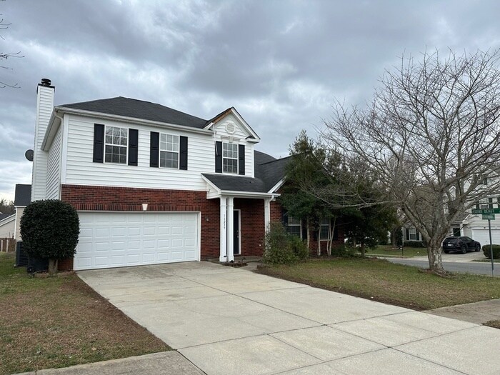 Foto principal - 3 bed 2.5 bath in Dixie - Berryhill