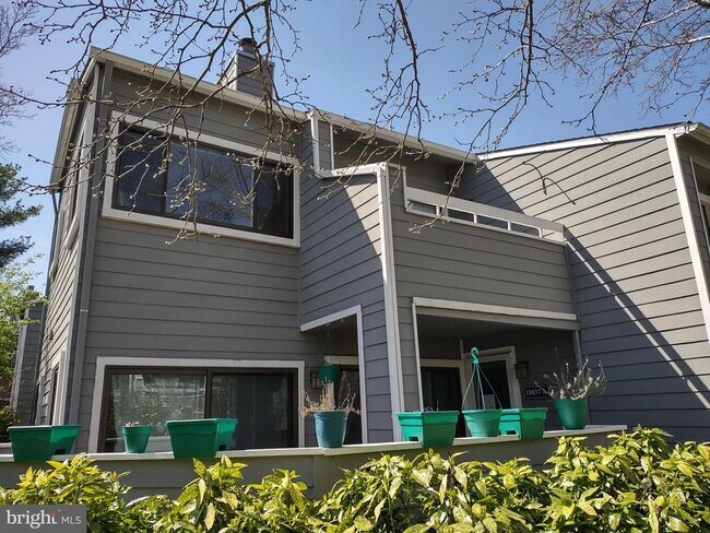Building Photo - 11037 Villaridge Ct