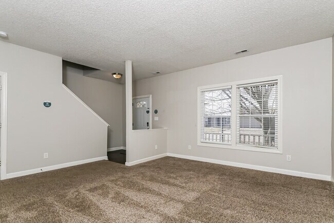 Building Photo - 5427 Montavia Ln