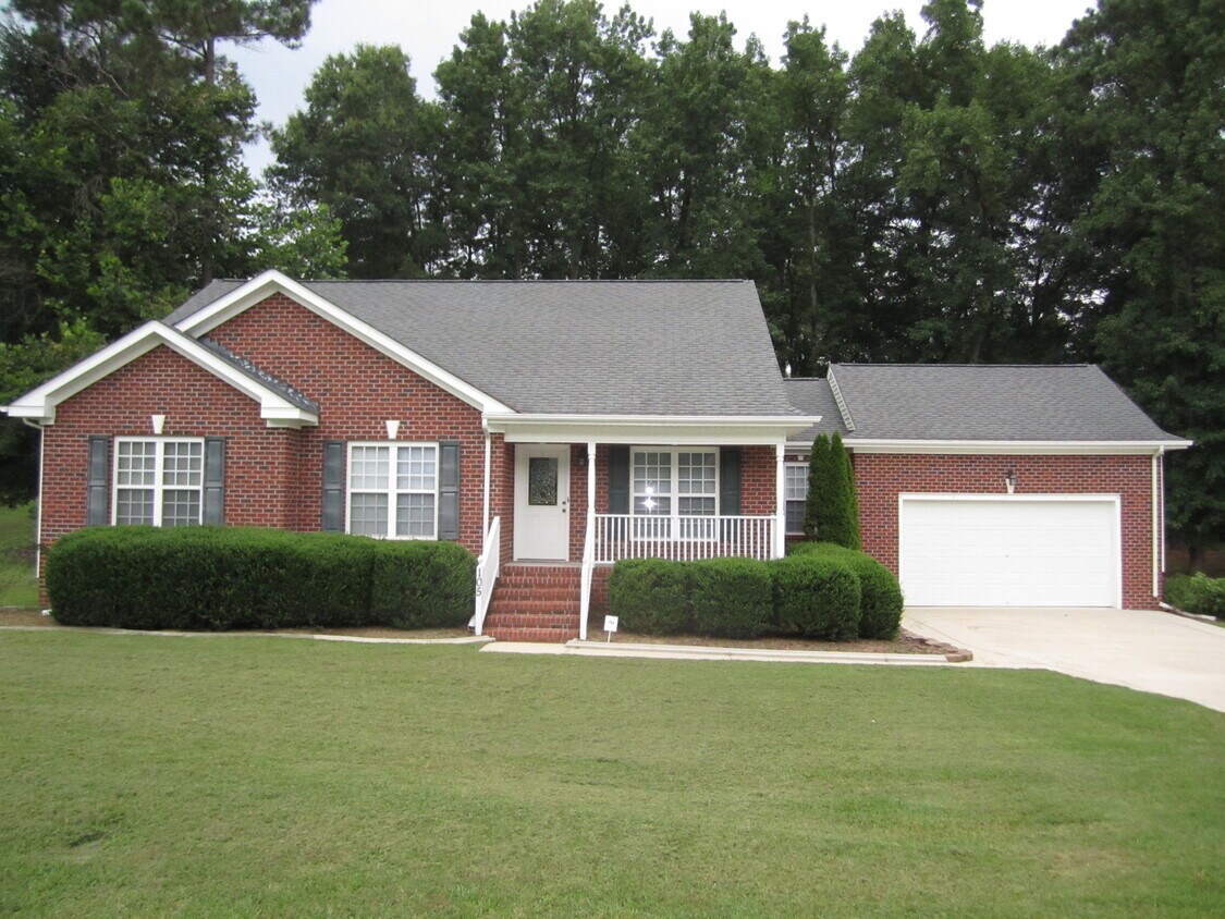 105 Jacob's Ridge Dr, Goldsboro, NC 27534
