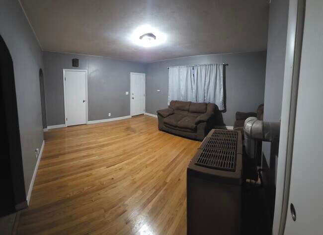 Foto del edificio - 840 Dwelly St