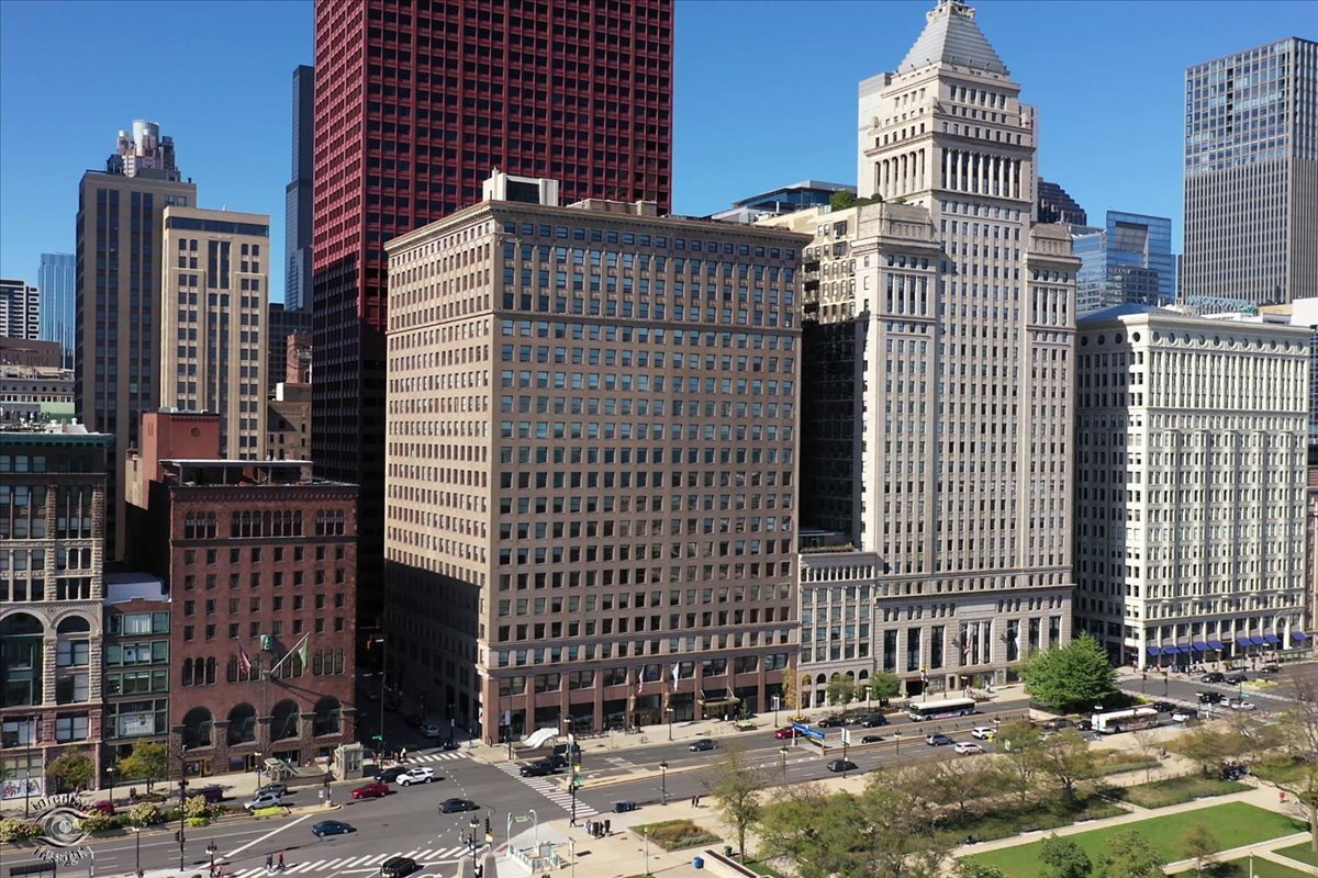 Foto principal - 330 S Michigan Ave