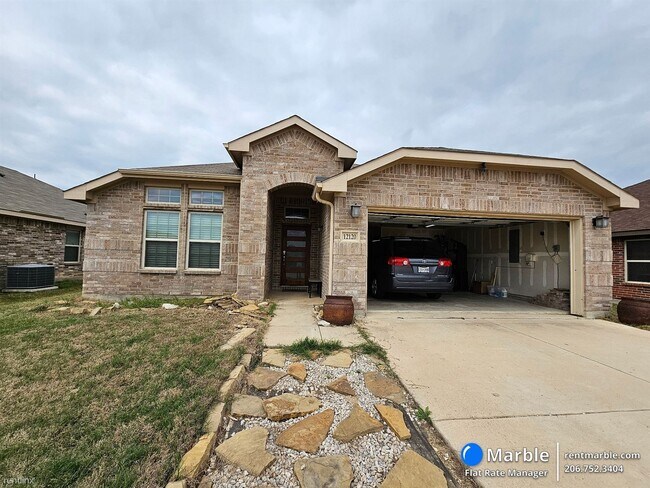 Building Photo - 3 br, 2 bath House - 12120 Castleford Way