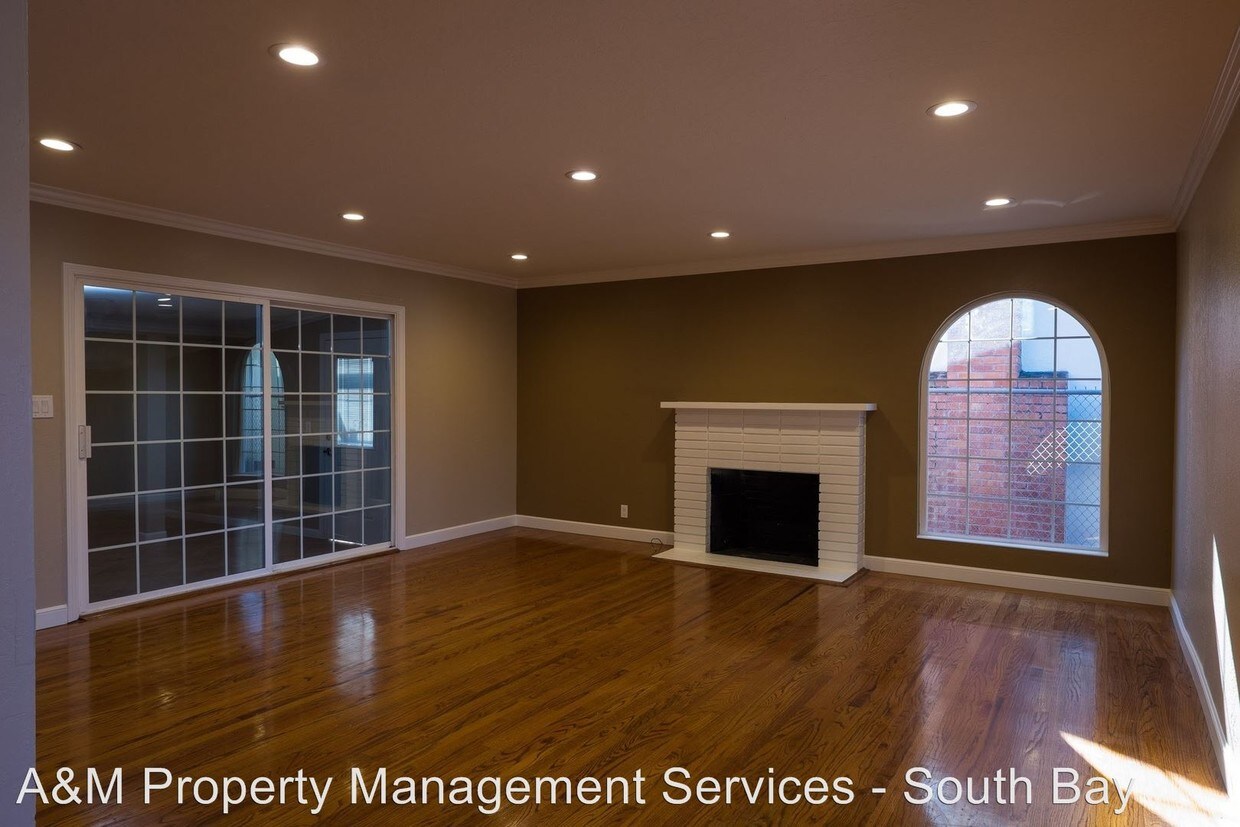 Foto principal - 1821 Briarwood Dr
