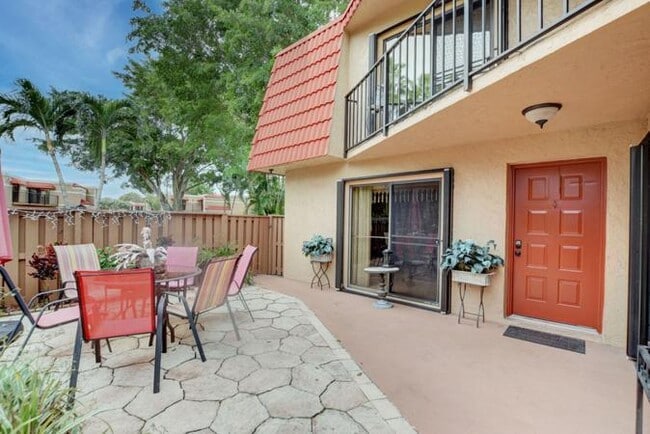 Building Photo - 8279 Severn Dr