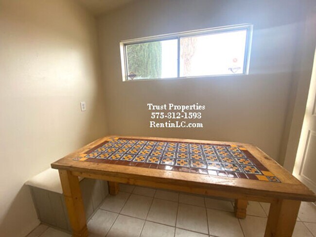 Foto del edificio - Great home with spacious Yard