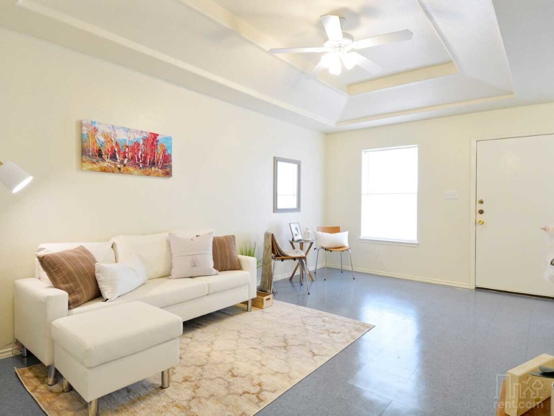 701 E 5th St, Mercedes, TX 78570 Apartments in Mercedes, TX