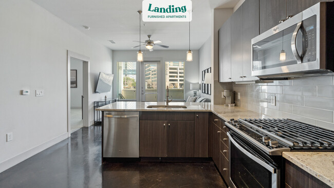 Building Photo - 110 W CityLine Dr