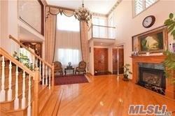 Foto del edificio - 77-16 Kew Forest Ln