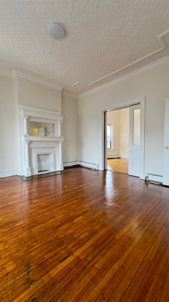 Foto del edificio - 99 Lembeck Ave