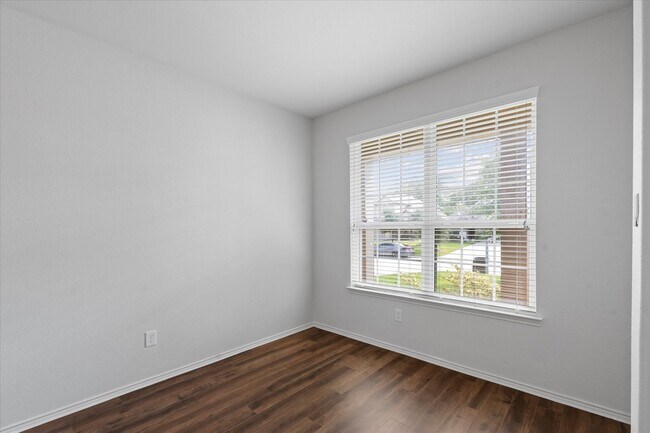 Building Photo - 15917 Tug Ct