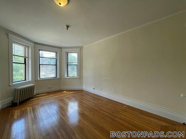 Foto del edificio - 1111 Beacon St