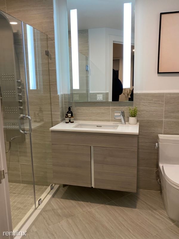Foto del edificio - 2 br, 2 bath Condo - 1 Marine Rd