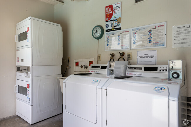 Laundry - 1828 Prosser Ave