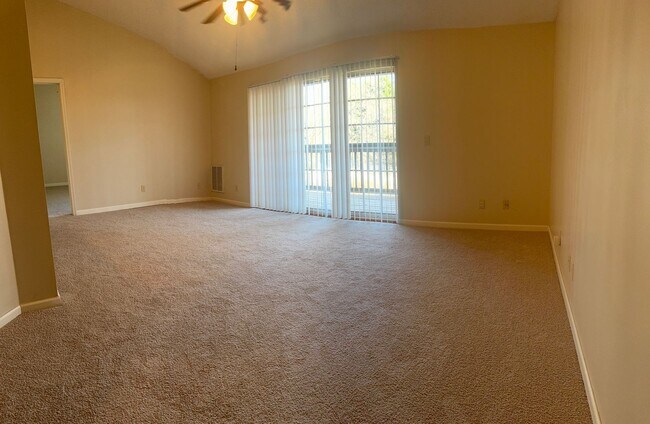 Foto del edificio - Wexford Condo