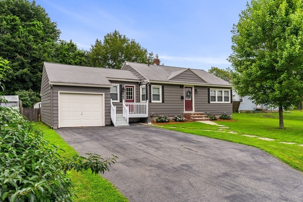 Photo - 763 Wilder St (Lowell, MA)