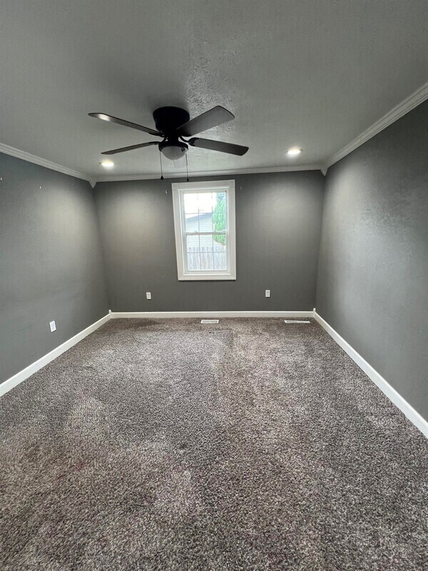 Building Photo - 5071 Big Tyler Rd