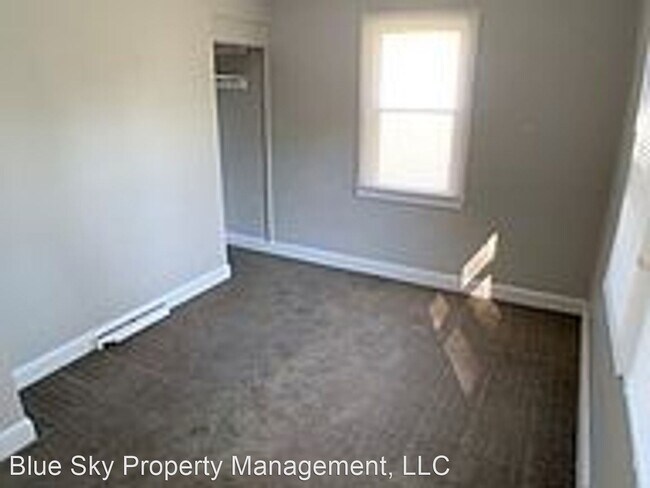 Building Photo - 2 br, 1 bath House - 505 W. 35th