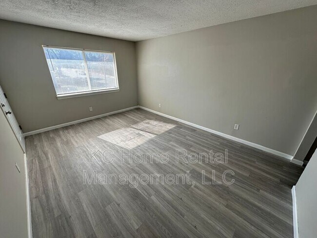 Foto del edificio - 5500 E 139 Terrace