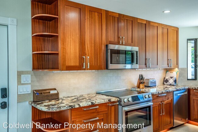 Foto del edificio - 5 br, 4 bath House - 61 Pukolu Way