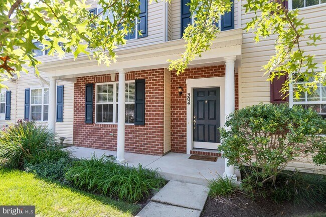 Building Photo - 304 Wheatley Dr