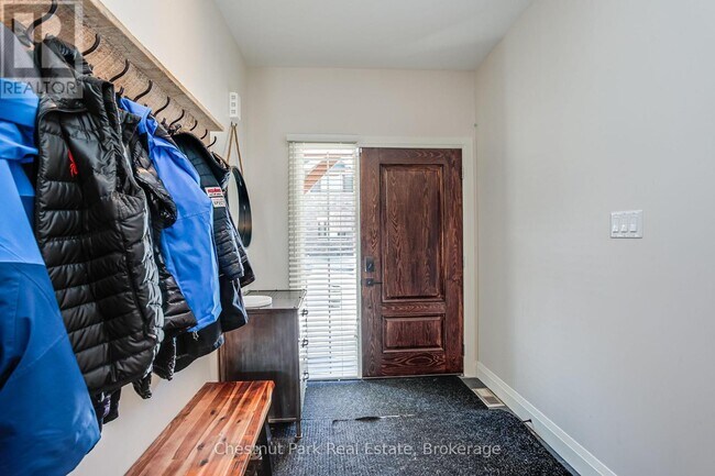 Building Photo - 106 Alpine Springs Ct