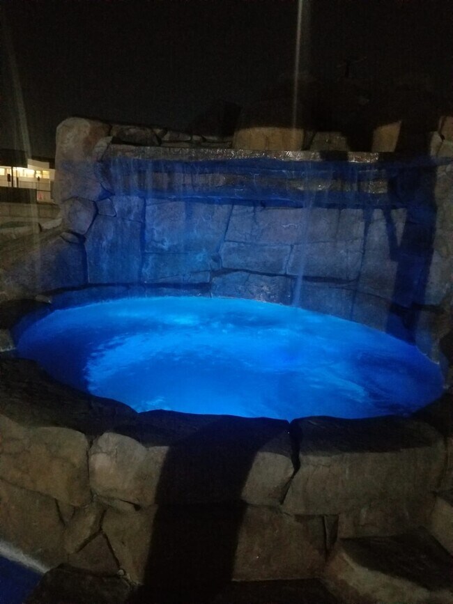 Building Photo - 9149 Croce Dr