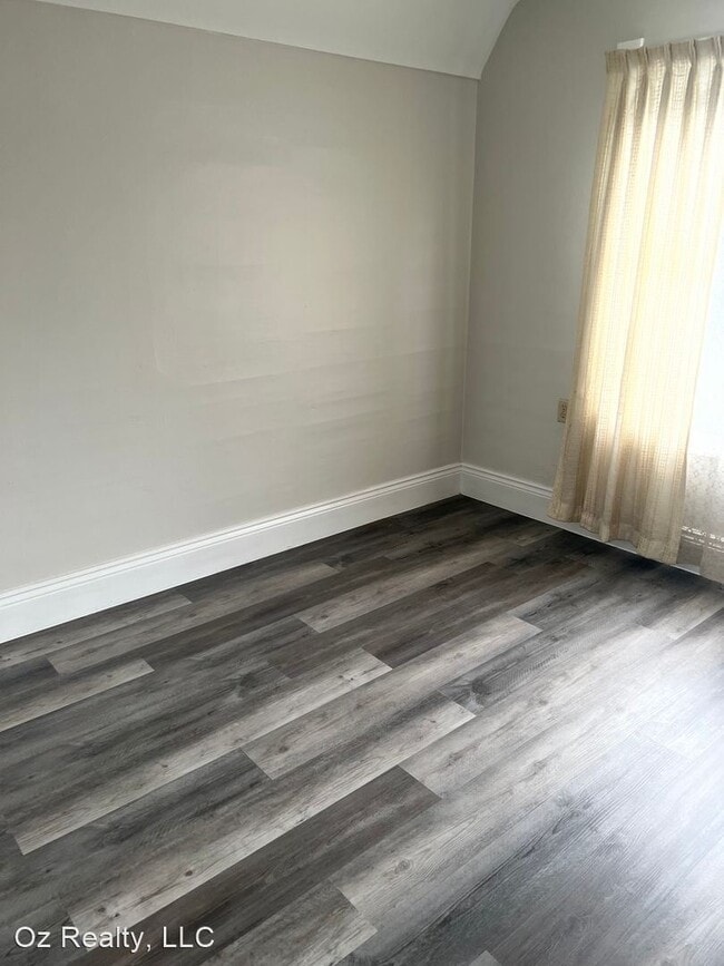 Building Photo - 3 br, 2 bath House - 447 3rd St