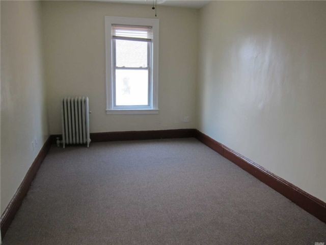 Primary Photo - 215-43 Jamaica Ave