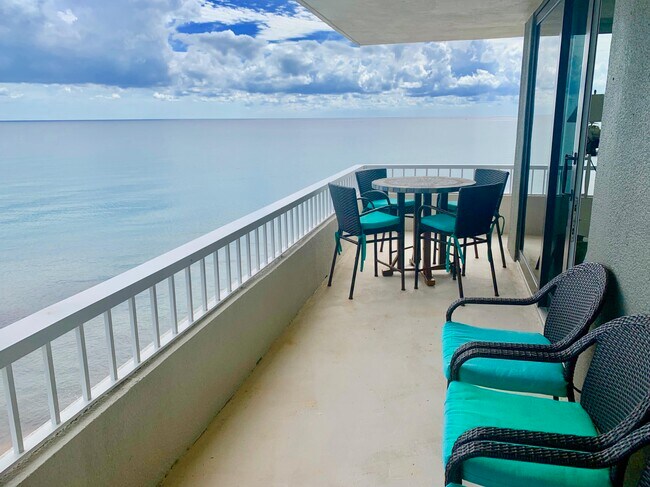 Foto del edificio - 5540 N Ocean Dr