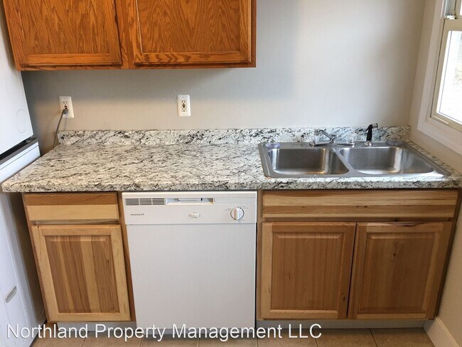 Foto del edificio - 3 br, 1 bath House - 3843 Franke Rd