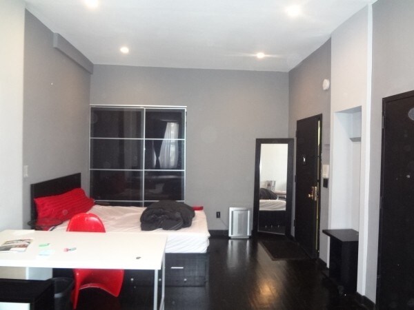 Primary Photo - 315 West 46th Street