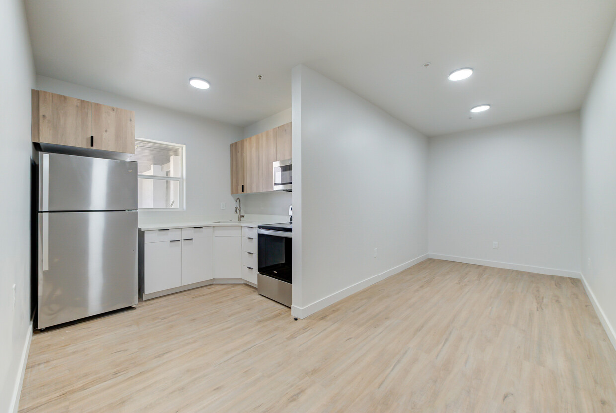 Primary Photo - One Month Free Rent!