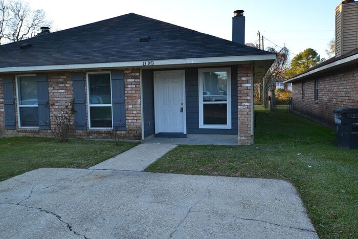 Primary Photo - 13973 Azalea Park Ave