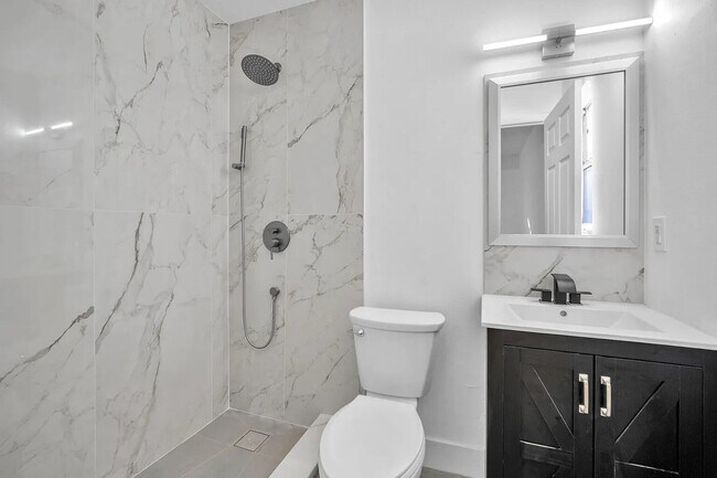 Foto del edificio - 719 SW 10th St