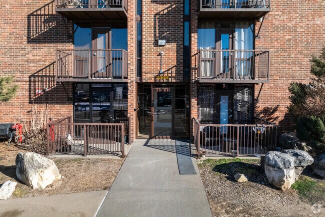Foto del edificio - 2933 Baltimore Ave