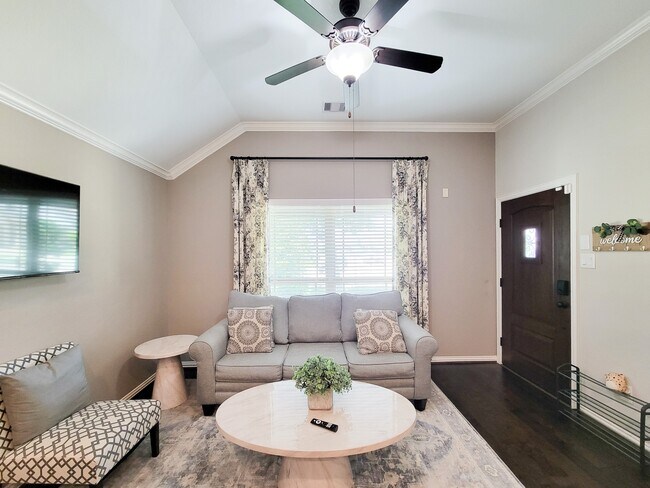 Foto del edificio - 22902 Henderson Row Dr