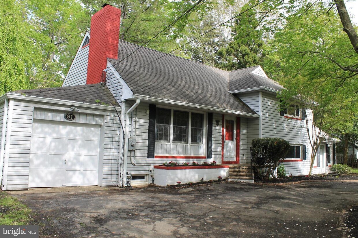Primary Photo - 91 Princeton Hightstown Rd