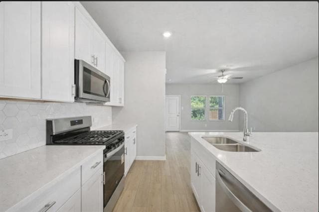 Building Photo - 707 Leavenworth Dr